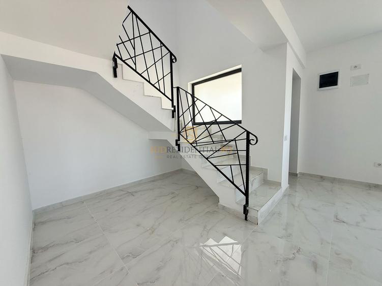 Vila Individuala / Intrare in comuna Berceni / 4 Camere / 3 Bai