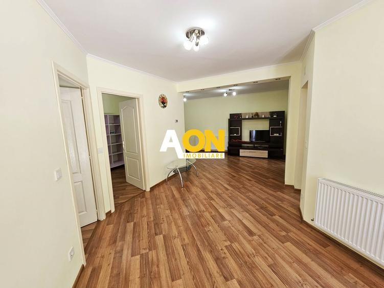1/2 Duplex, format din 3 apartamente, 294 mp utili, ultracentral