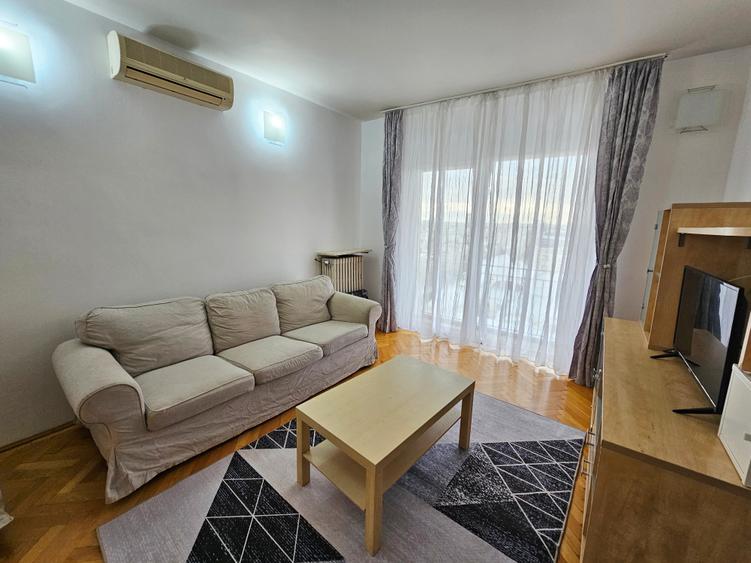 Apartament 3 Camere Națiunile Unite cu Centrala Proprie