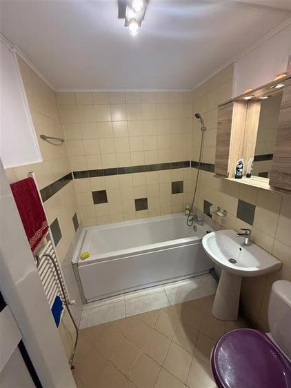 Apartament decomandat 3 camere