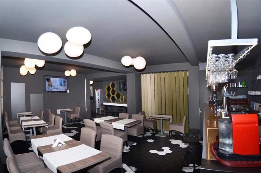 Închiriere Vila Spatiu Comercial-Zona Armenească