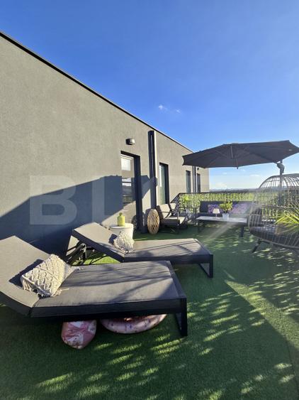 Penthouse de vanzare, 120 mp + 60 mp terasa, zona Unirii