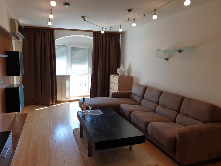UNIRII - TRAIAN, 2 CAMERE MOBILAT LUX, ETAJUL 2, VEDERE FATA
