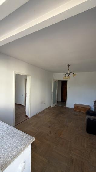 Apartament 2 camere, 47 mp, Centru Craiova — baie modernizată, potrivit și pentr