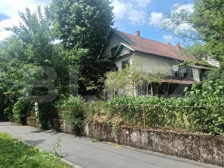Casa de vanzare, 460 mp, 17 camere, zona Buzias