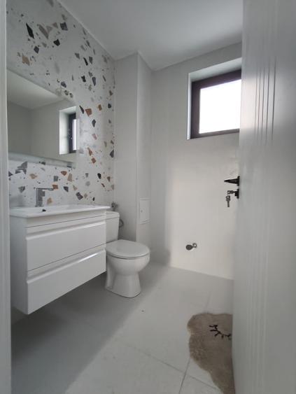 FARA COMISIOANE casa eleganta cu 5 camere 3 terase P+1+pod 2 placi 1800mp asfalt