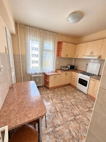 Apartament 4 camere - Zona Prima Shops