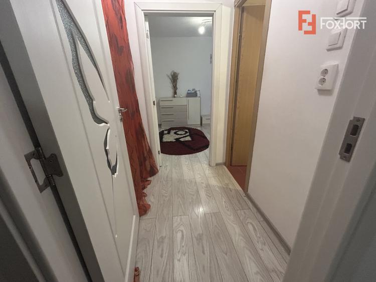 De vanzare apartament cu 2 camere in zona Girocului