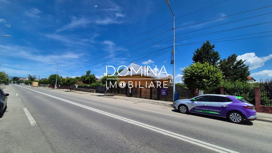 Vânzare teren intravilan împrejmuit – 1.221 mp – acces facil - strada Victoriei