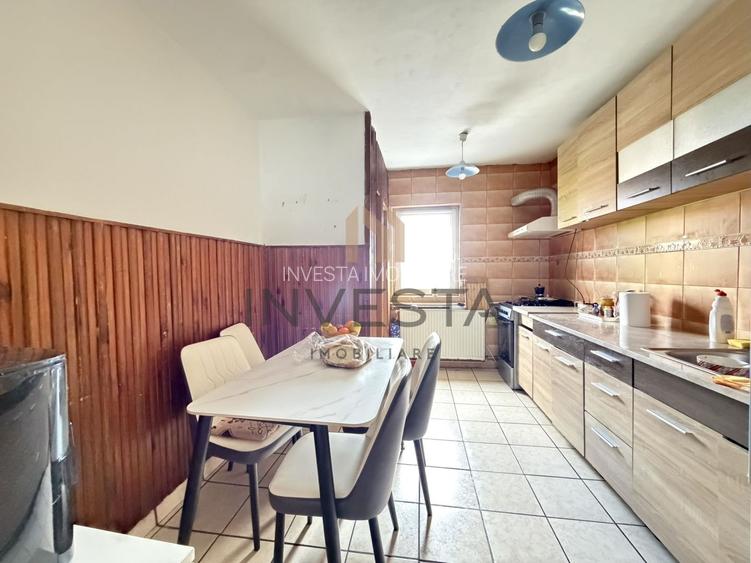 Apartament 4 camere decomandat, etaj intermediar, garaj, zona Zorilor - 2