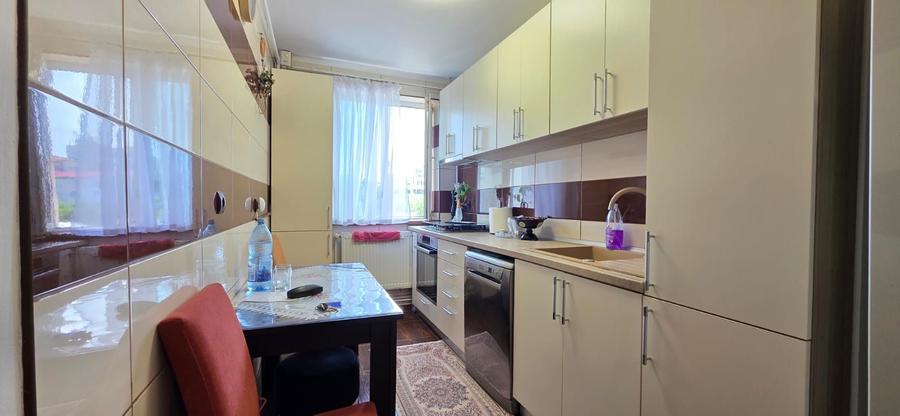 EXCLUSIV - OCAZIE ! FAR 4 CAMERE 75 MP. RENOVAT COMPLET GAZE 109.000 E