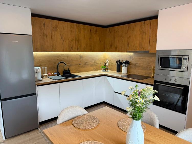 Casă complet renovată, mobilată și utilată, cu teren de 7.400 mp – Ruda-Brad,