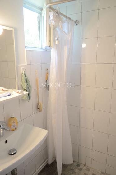 Casa renovata la tara complet -mobilata si utilata - 14
