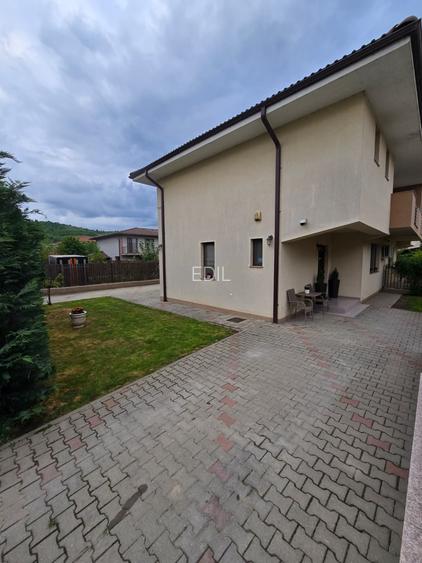 Duplex 4 camere, zona Urusagului - 2