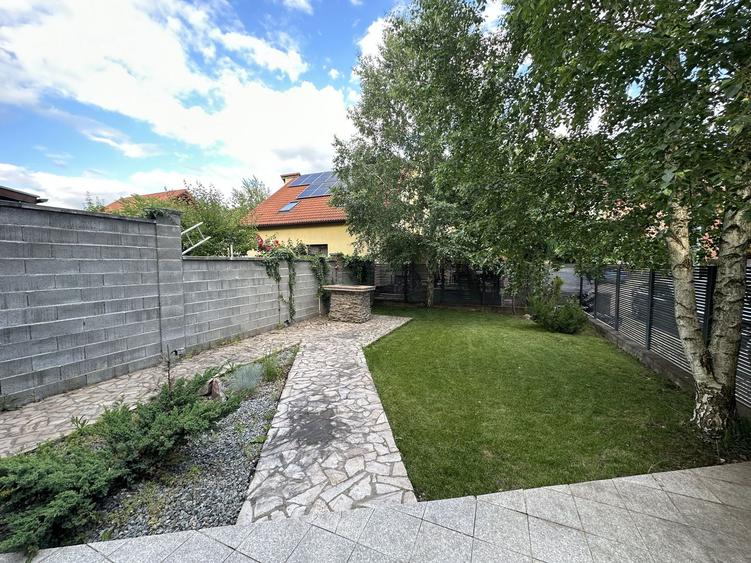 Duplex modern -   zona Lipovei