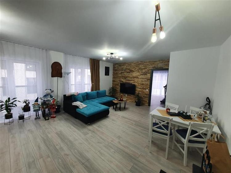 Vanzare apartament 3 camere de LUX cu gradina de 120 mp, zona Auchan Iris, Cluj-