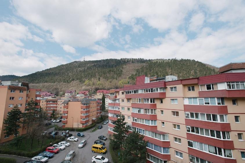 Apartament 2 camere de închiriat Răcădău | Vedere pădure | Etaj 5/8 | Lift | Par