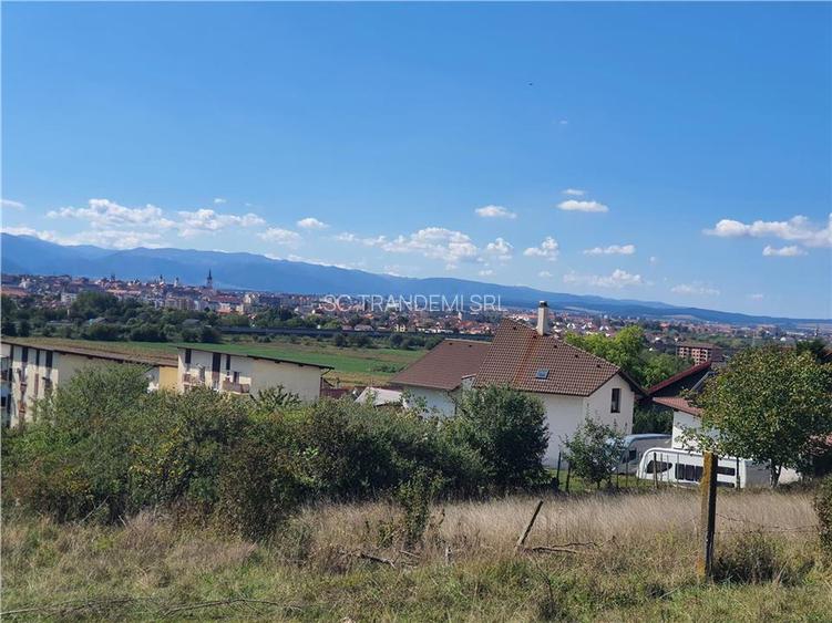 Parcela de teren 1840 mp cu front dublu - str.Viilor  -Gusterita - 14