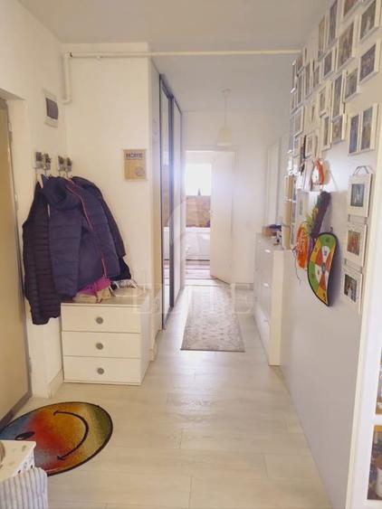 Apartament 3 camere în zona ZORILOR