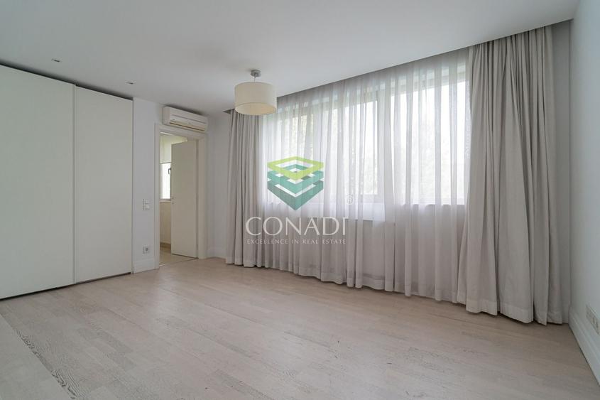 Zona Iancu Nicolae, vila cu 10 camere de vanzare
