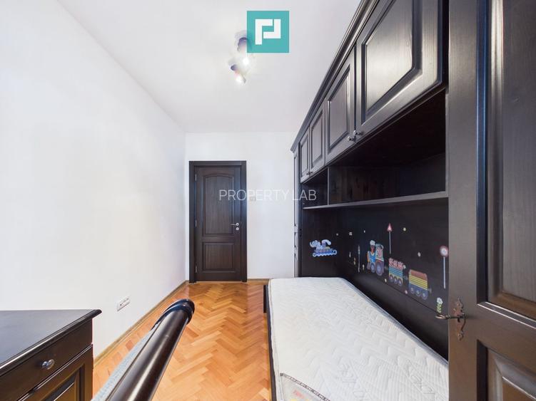 Apartament cu 3 camere decomandat, Str. Horia - 13