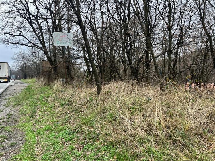Teren intravilan 6.500 m²–Deschidere 144 ml drum european E81, km 35, Morăresti