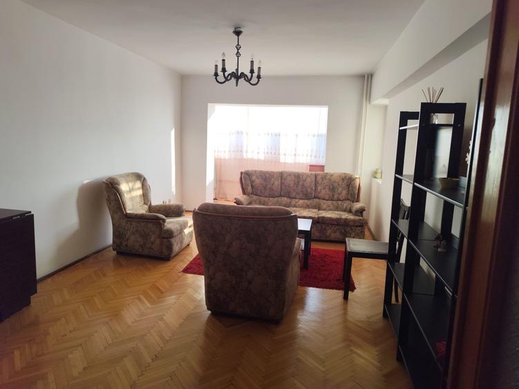 Apartament 2 camere Unirii, bloc 1993