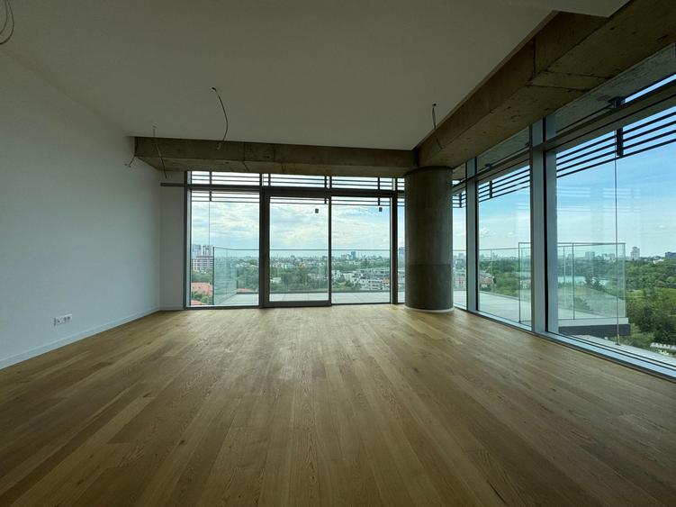 4 CAMERE || VIEW SPECTACULOS UpSite FLOREASCA