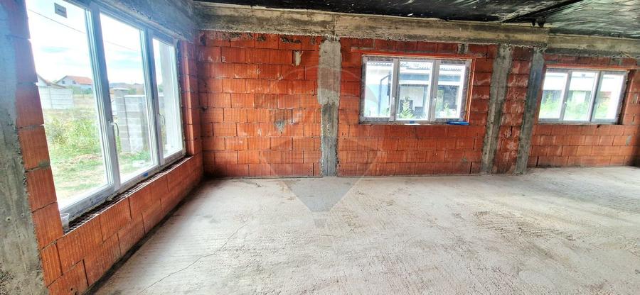 Casă individuală P+M, 146 mp utili, 397 mp teren – Sofronea