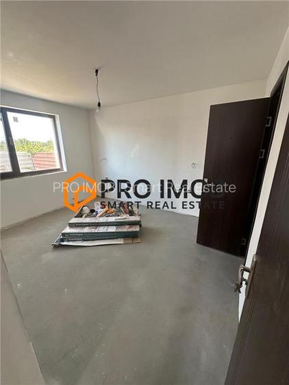 Casa tip duplex zona Campineanca