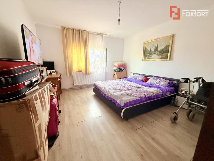 Casa individuala cu 6 camere, de vanzare in Sanandrei