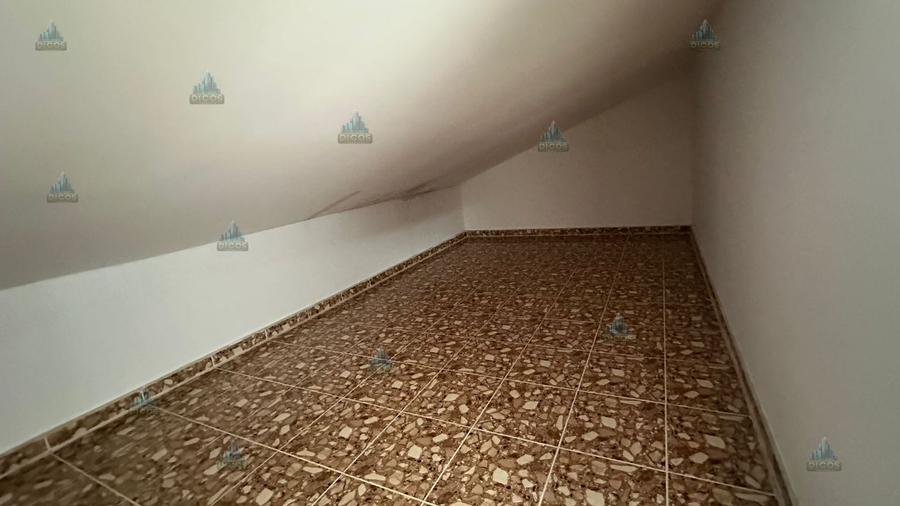 Vilă de vânzare 1500 mp teren