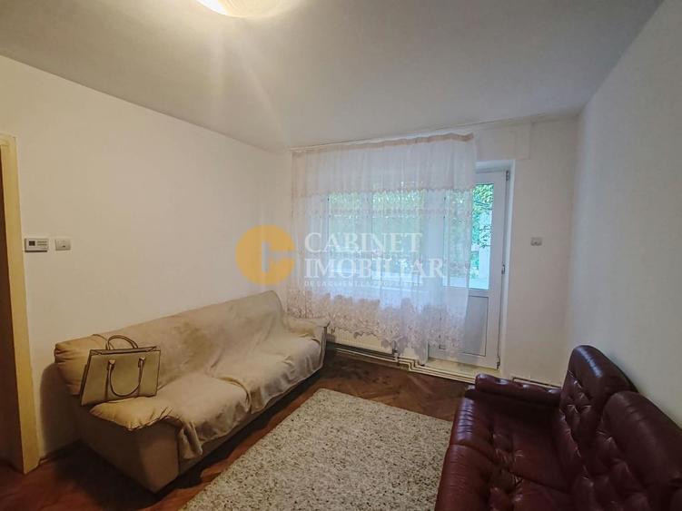 2 Camere SemiDecomandat - ETAJ 1 - Zona Podu Ros