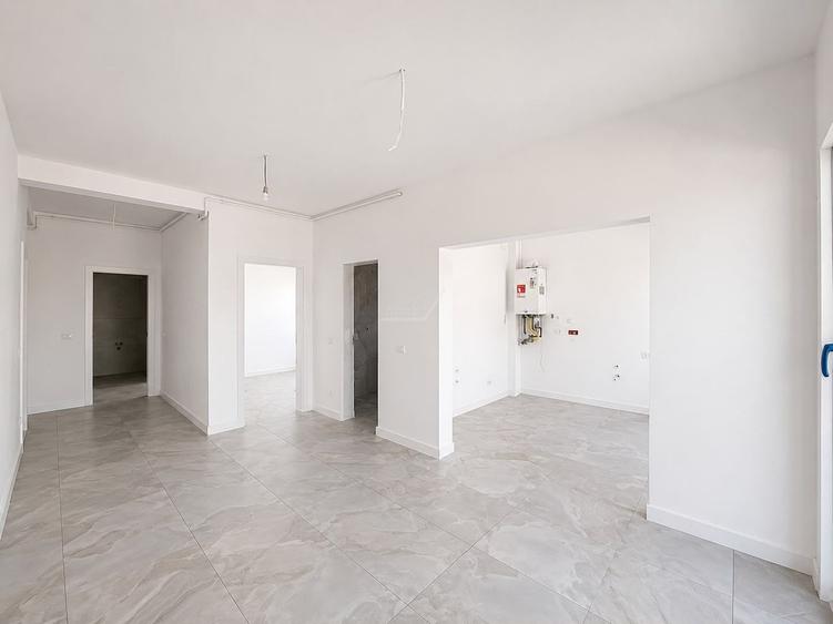 Apartament nou cu 3 camere si 2 bai. Finisaje la alegere. Etaj 1.