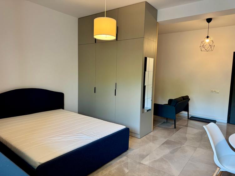 Studio 42mp utili + 10mp terasa + 2 locuri de parcare- Sisesti -Prima inchiriere