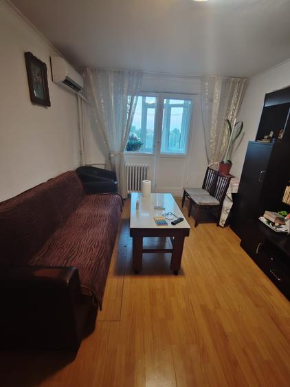 Berceni,Straja Resita,Str Gradistea Mega Image