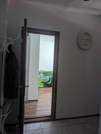 Inchiriez apt cu o camera