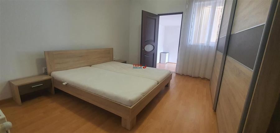 Casă 4 camere cu atelier zona Tolstoi 1200 mp teren