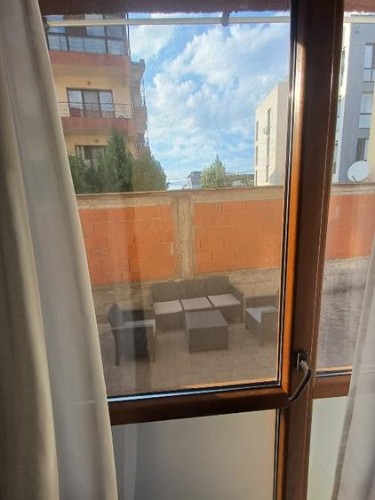 Apartament 2 camere, curte proprie de 83 mp-Bragadiru