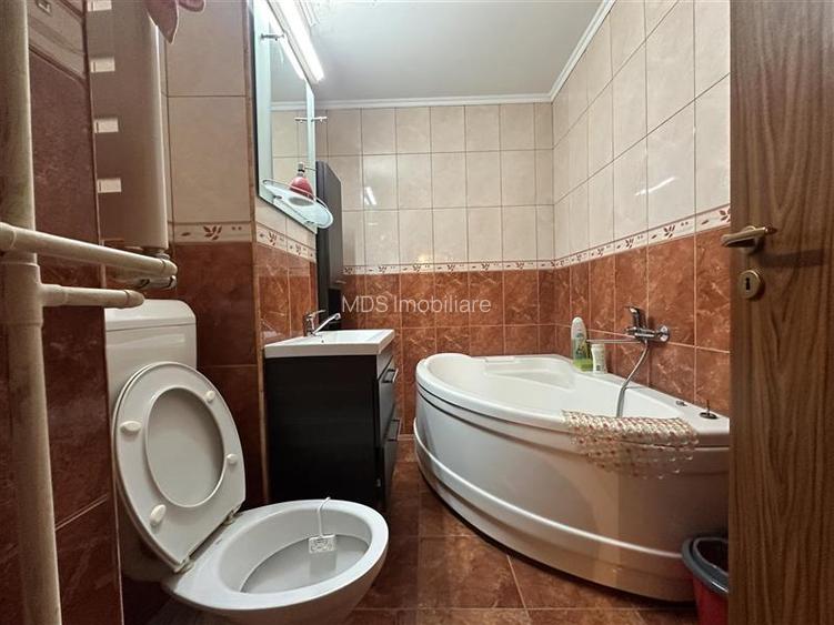 Decomandat cu 2 bai si 2 balcoane cu garaj sub bloc - 8