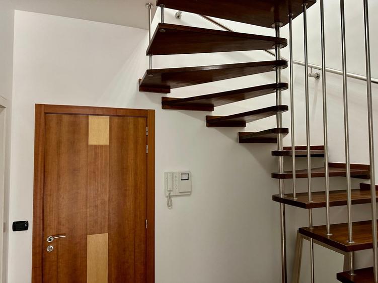 Duplex elegant cu 5 camere în zona exclusivistă Primăverii – Jean Monnet