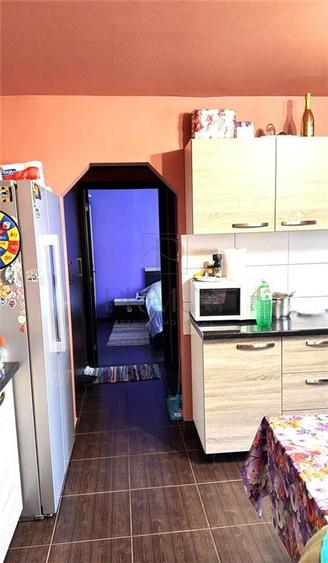 SOARELUI - RENOVAT - 4 CAM - 2 BAI - ETAJ 3 - CENTRALA PROPRIE - BOXA