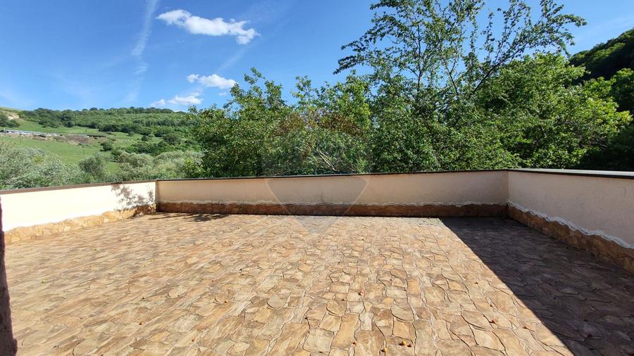 Casă cuplată/ Duplex, D+P+E, 640 teren, Str.Tautiului, Florești