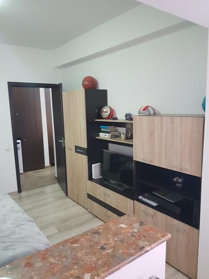 Soseaua Alexandriei, intre rond Luca si Leroy Merlin pe strada Oituz