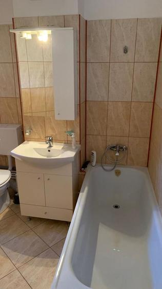 Vand apartament 5 camere cu scara interioara in Deva, etaj 4 si 5, acoperit cu p