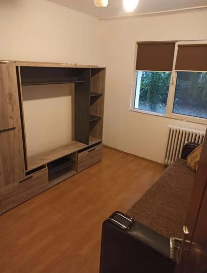 Apartament 3 camere, zona Mc Donald's