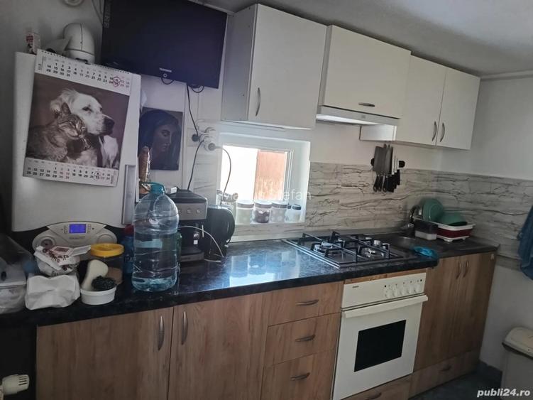 Casa cu 3 camere ,bucatarie,baie situata la 8,5 km de Selgros Craiova  - 4