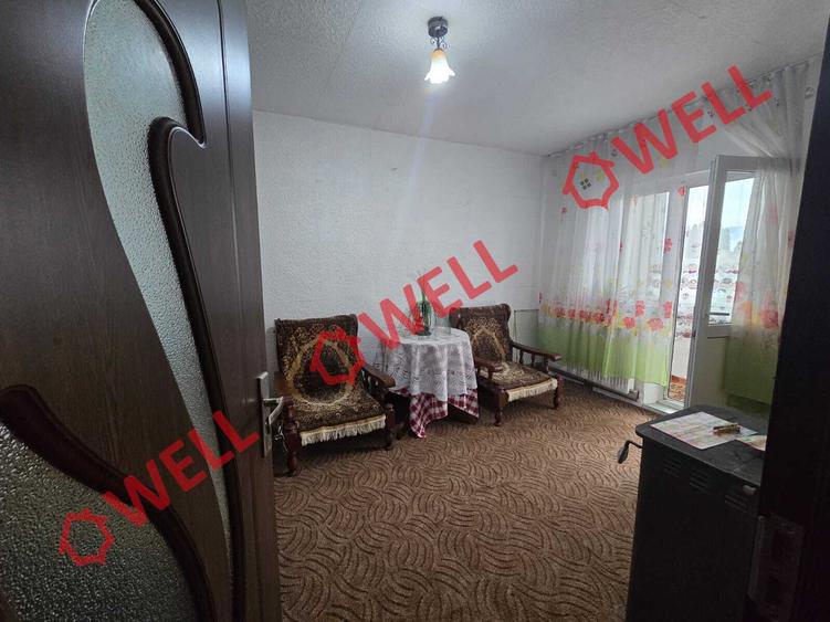Apartament cu 3 camere de vânzare pe strada Ciucaș!