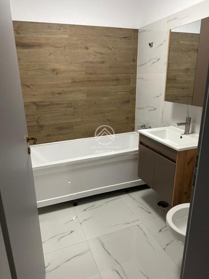 Apartament 3 camere cu Vedere Panoramică și Terasă Generoasă | Zona T.Turcului