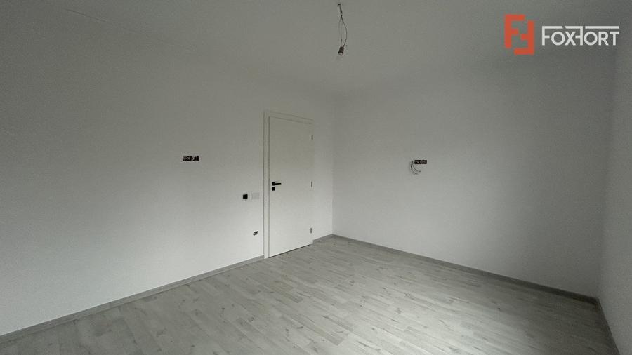 COMISION 0% Duplex cu 3 camere si teren de 287 mp, Sanandrei